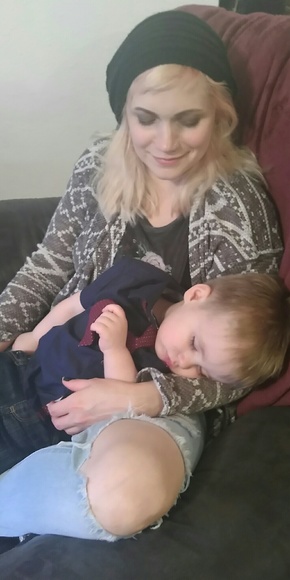 Meet your Posher, Melissa - Picture 3 of 3